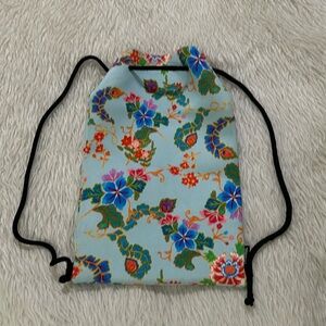triangl floral blue swimsuit beach bag